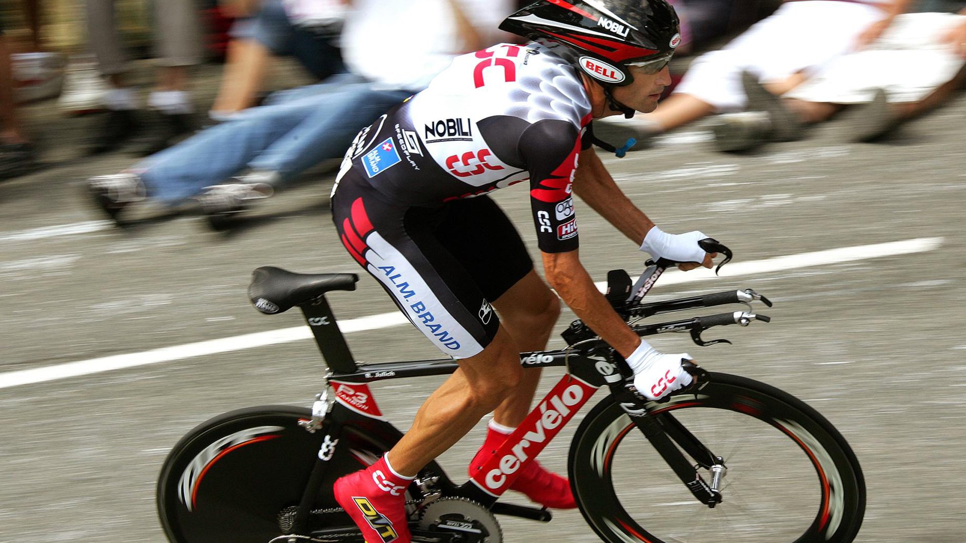 开云体育下载-《FIFA》系列电竞战队规模扩大,开启职业化新阶段,fifa电竞联赛